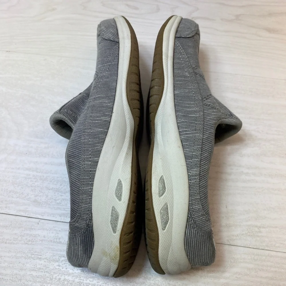 Skechers Womens 9.5 Relaxed Fit Slip On Shoes 44911 Grey Textile Memory Foam
